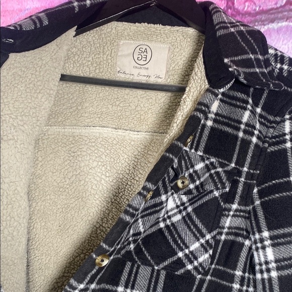 SAGE Collective Sherpa Lined Flannel Jacket Women’s M Black White Plaid Coat - Picture 6 of 10